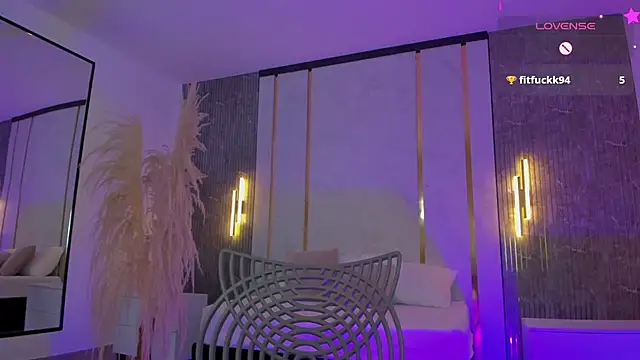 Snapshot of riley_sierra chatting on 6, 7, 2026 riley sierra online show from 6, 7, 2026