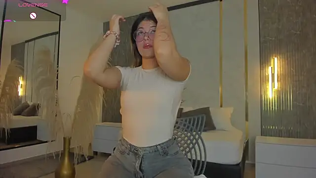 riley sierra online show from 10, 1, 2026