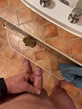 Tommitoo online show from 6, 3, 2025