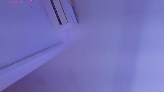 Cuteprincess21 online show from 22, 4, 2026