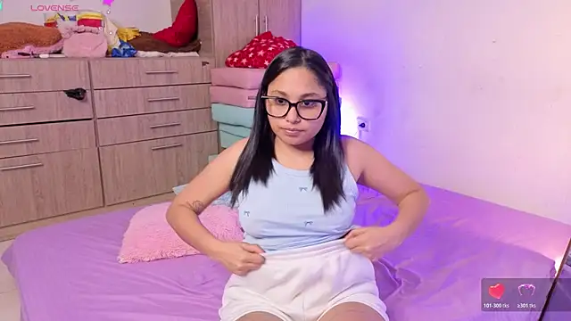 Snapshot of Cuteprincess21 chatting on 30, 6, 2026 Cuteprincess21 online show from 30, 6, 2026