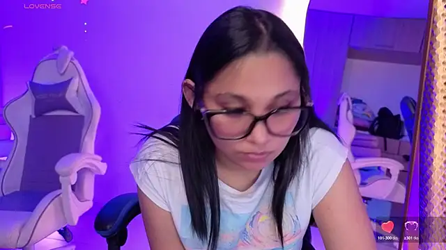 Snapshot of Cuteprincess21 chatting on 20, 6, 2026 Cuteprincess21 online show from 20, 6, 2026