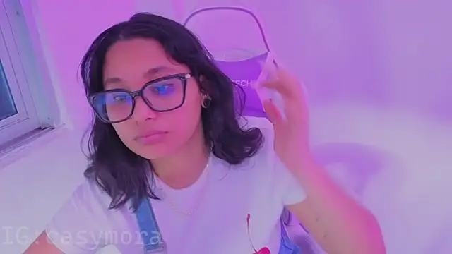 Snapshot of Cuteprincess21 chatting on 29, 11, 2025 Cuteprincess21 online show from 29, 11, 2025