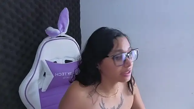 Cuteprincess21 online show from 5, 2, 2026