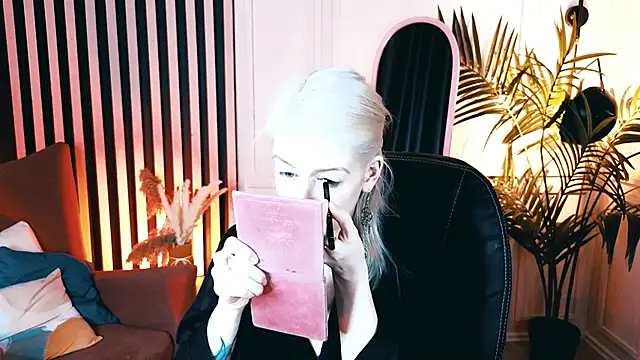 Noah ElmerX online show from 14, 10, 2025