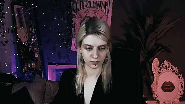 Noah ElmerX online show from 4, 12, 2025