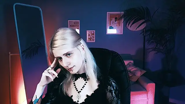 Noah ElmerX online show from 7, 11, 2025