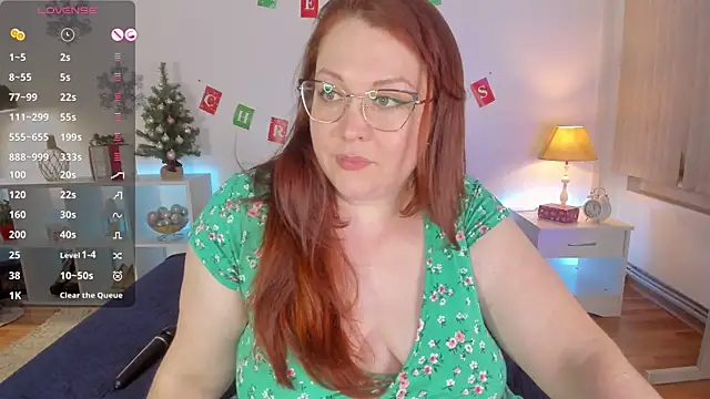 CutieGinger online show from 6, 1, 2025