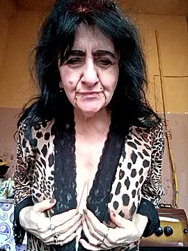 Lovely Lori online show from 20, 4, 2026