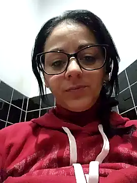 bruneta sexy23 online show from 29, 1, 2025