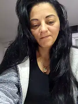 bruneta sexy23 online show from 5, 2, 2025