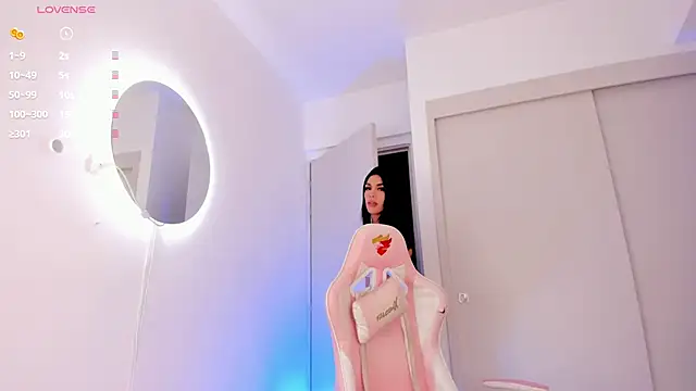 Snapshot of mia_yourmommy chatting on 28, 11, 2025 mia yourmommy online show from 28, 11, 2025