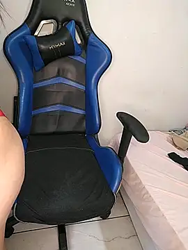 Rafaelayamazaki online show from 28, 2, 2026