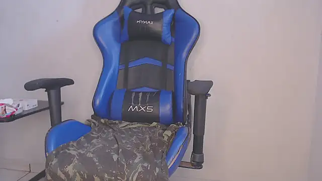 Rafaelayamazaki online show from 26, 9, 2025