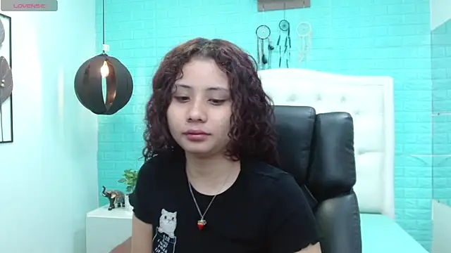 mayamoira1 online show from 25, 1, 2025