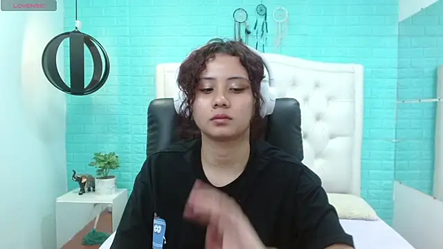 mayamoira1 online show from 9, 2, 2025