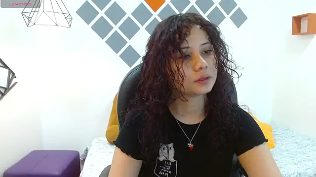 mayamoira1 online show from 3, 1, 2025