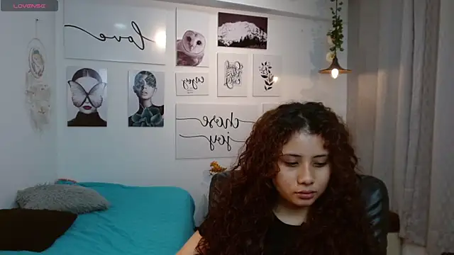 mayamoira1 online show from 9, 9, 2025