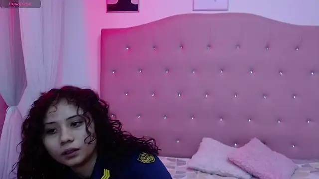 mayamoira1 online show from 18, 1, 2025