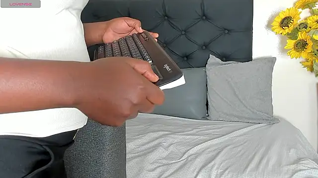 Cristale69 online show from 3, 2, 2026