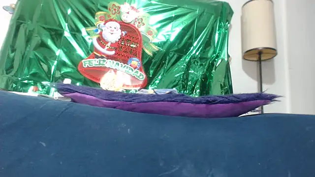 Helennahot online show from 18, 12, 2025