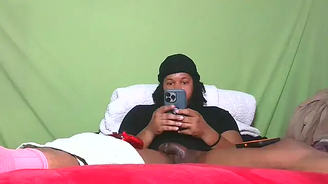 Carolinayoungin online show from 11, 10, 2025