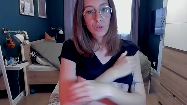 DesireMore90 online show from 12, 4, 2026