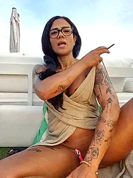 Allana Squirt online show from 21, 6, 2026