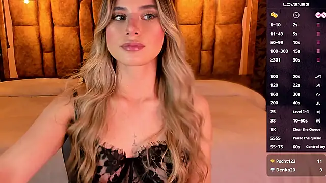 KiaraCarter online show from 28, 10, 2025