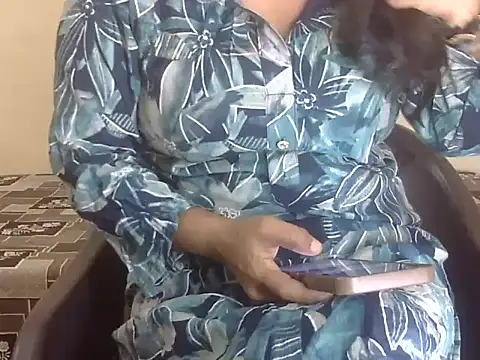 Lusty Wife1 online show from 13, 9, 2025