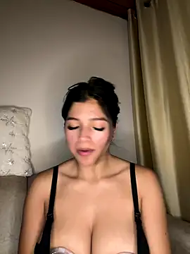 AgathaGeorgiou online show from 21, 10, 2025