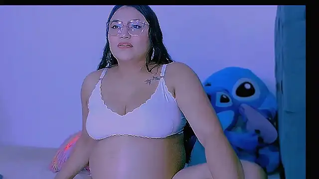 Snapshot of KathieBurning chatting on 12, 1, 2026 KathieBurning online show from 12, 1, 2026