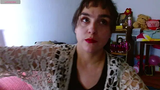 Snapshot of collette_beaufoy_ chatting on 9, 7, 2026 collette beaufoy online show from 9, 7, 2026