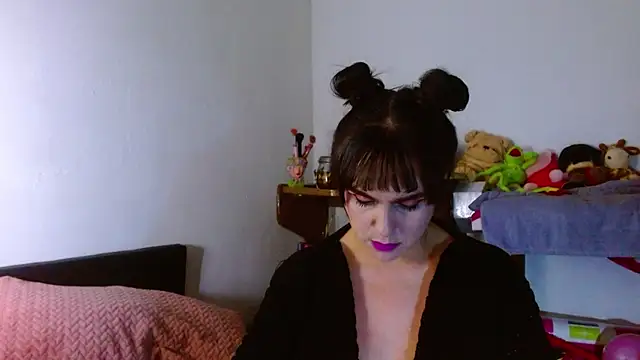 Snapshot of collette_beaufoy_ chatting on 17, 6, 2026 collette beaufoy online show from 17, 6, 2026
