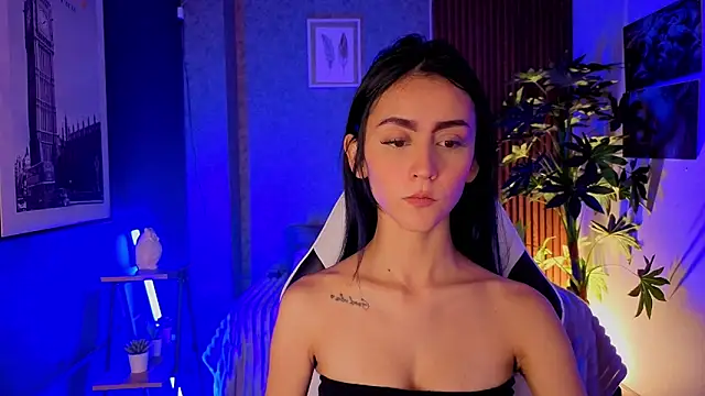 Snapshot of Coralinnee_ chatting on 16, 6, 2026 Coralinnee online show from 16, 6, 2026