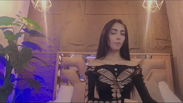 Snapshot of Coralinnee_ chatting on 14, 5, 2026 Coralinnee online show from 14, 5, 2026