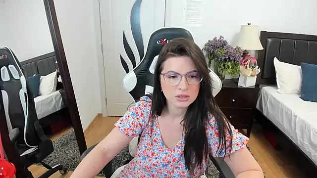 AmyPure  online show from 6, 5, 2026