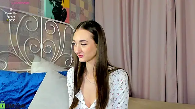 Snapshot of Kelly_Powell chatting on 21, 9, 2025 Kelly Powell online show from 21, 9, 2025