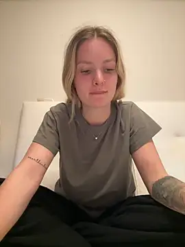 mariemelissah online show from 11, 3, 2025