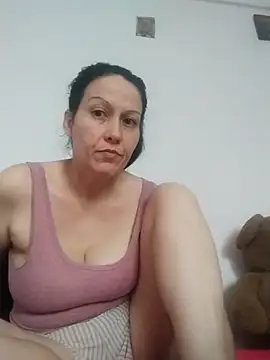 Snapshot of Mira_bel chatting on 2, 10, 2025 Mira bel online show from 2, 10, 2025