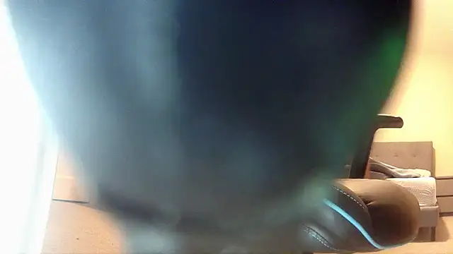 capjacksparrow3 online show from 5, 1, 2025