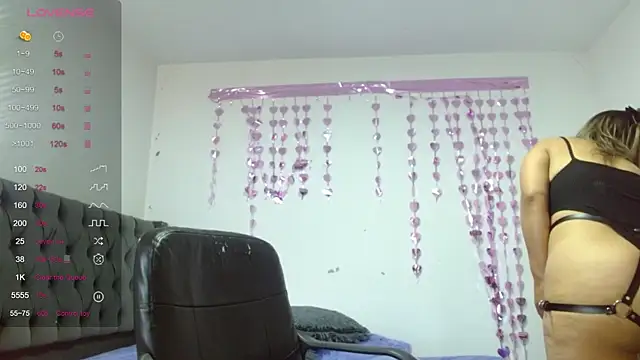 Snapshot of Lady__Pink chatting on 24, 1, 2025 Lady Pink online show from 24, 1, 2025