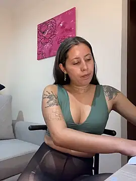 marthina thompsson online show from 3, 3, 2025