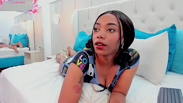 Snapshot of bhritany_brow chatting on 29, 11, 2025 bhritany brow online show from 29, 11, 2025