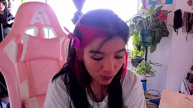 annie walker6 online show from 13, 3, 2026