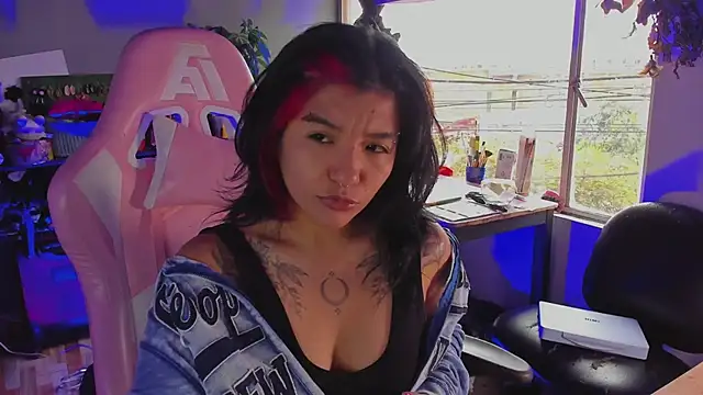 annie walker6 online show from 5, 12, 2025