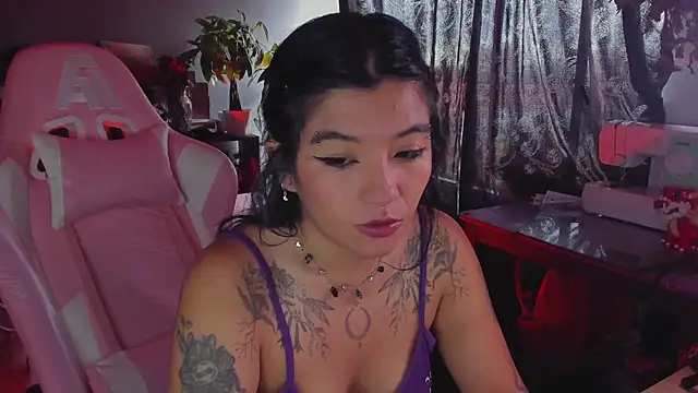 annie walker6 online show from 9, 10, 2025