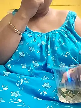 Snapshot of flamingoss chatting on 2, 6, 2026 flamingoss online show from 2, 6, 2026