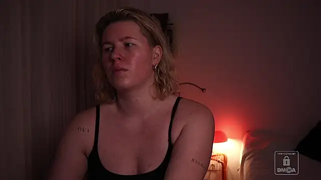 moonamii online show from 10, 1, 2026