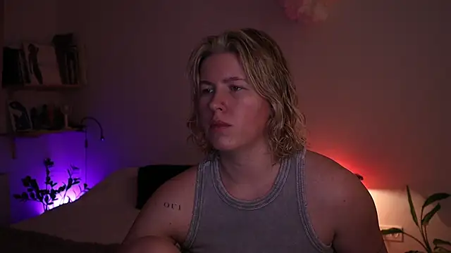 moonamii online show from 16, 12, 2025